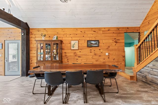 2540 S Annapolis Road, Rockville, IN 47872