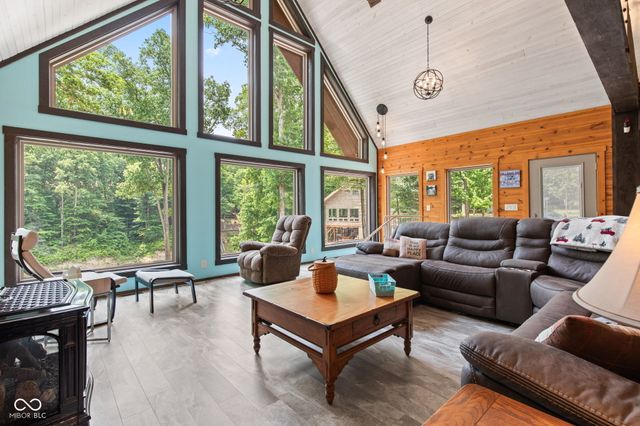 2540 S Annapolis Road, Rockville, IN 47872