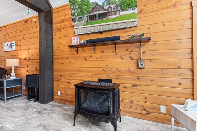 2540 S Annapolis Road, Rockville, IN 47872