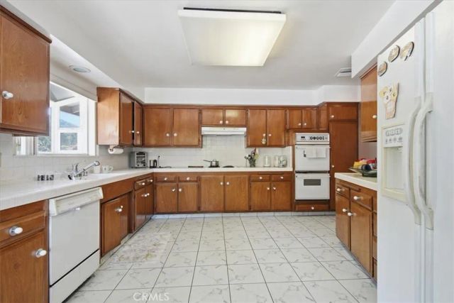 418 Nolan Avenue, Glendale, CA 91202
