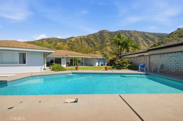 418 Nolan Avenue, Glendale, CA 91202