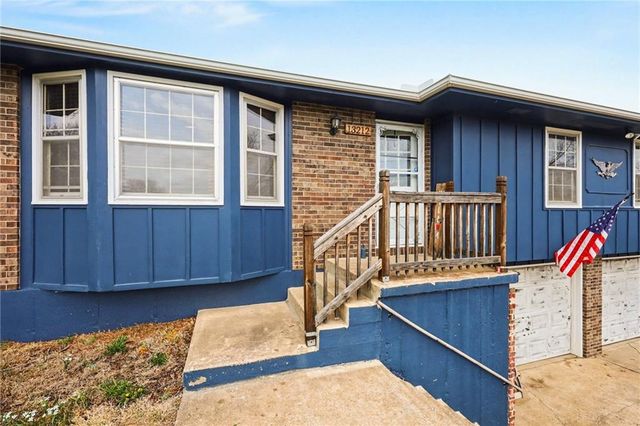 13212 Kemper Court, Independence, MO 64050