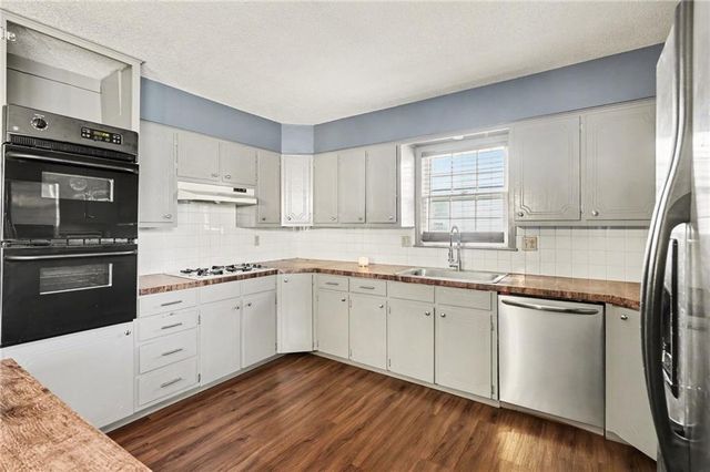 13212 Kemper Court, Independence, MO 64050