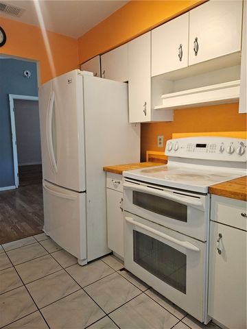 730 Daniels Avenue SW, Palm Bay, FL 32908