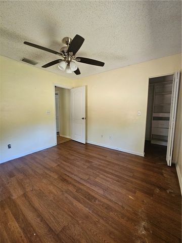 730 Daniels Avenue SW, Palm Bay, FL 32908