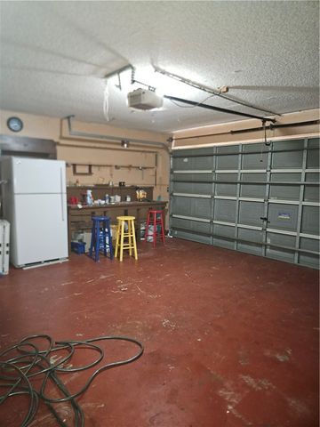 730 Daniels Avenue SW, Palm Bay, FL 32908