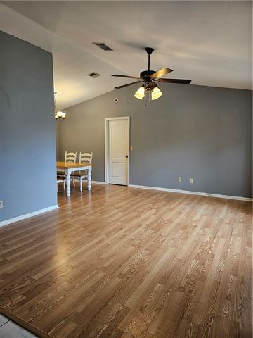 730 Daniels Avenue SW, Palm Bay, FL 32908