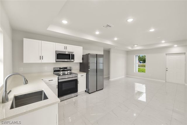 835 Palomino ST E, Lehigh Acres, FL 33974