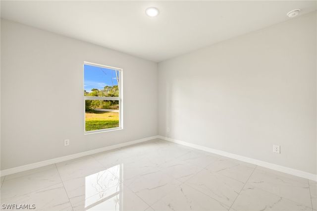 835 Palomino ST E, Lehigh Acres, FL 33974