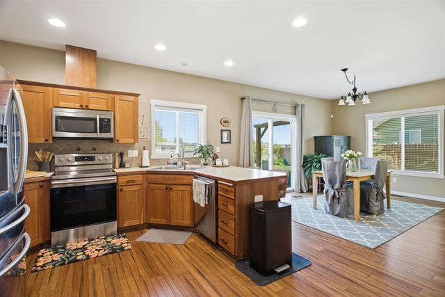 9016 W Silver St, Cheney, WA 99004
