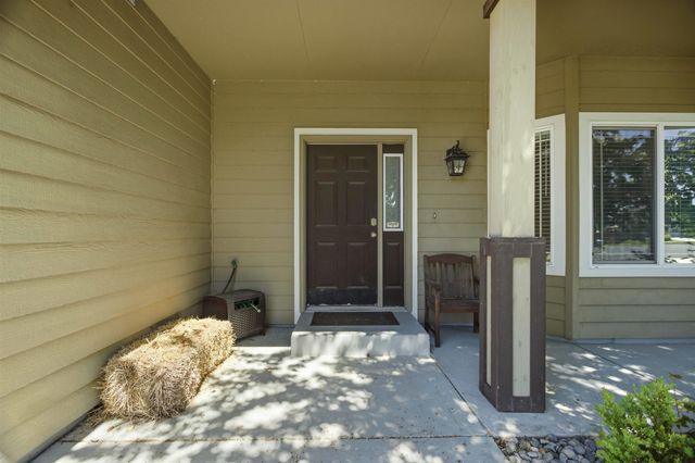 9016 W Silver St, Cheney, WA 99004