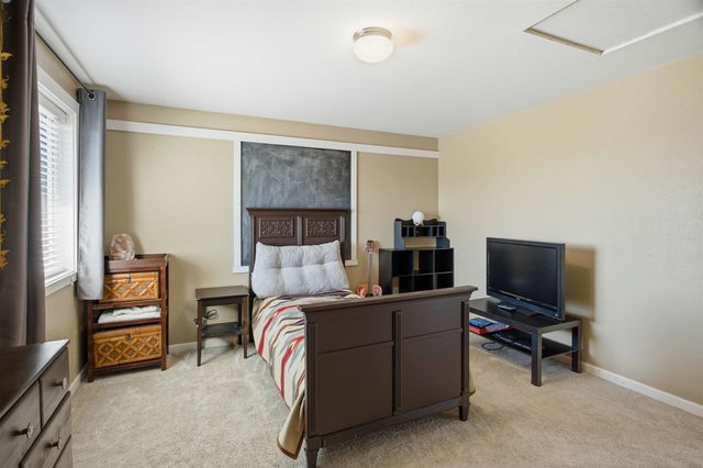 9016 W Silver St, Cheney, WA 99004