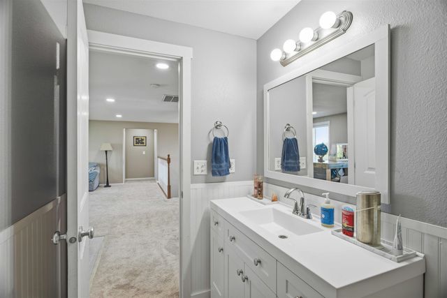 9016 W Silver St, Cheney, WA 99004