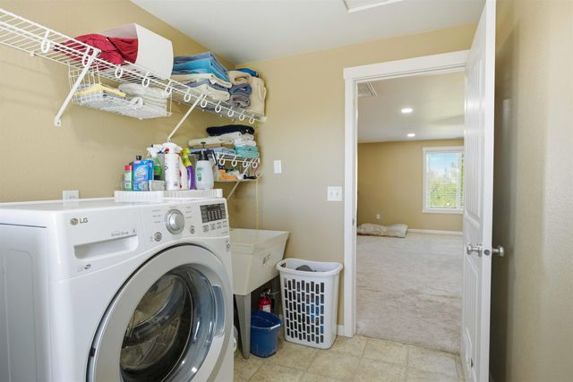 9016 W Silver St, Cheney, WA 99004