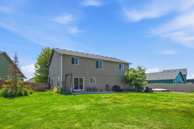 9016 W Silver St, Cheney, WA 99004