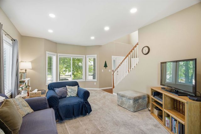 9016 W Silver St, Cheney, WA 99004