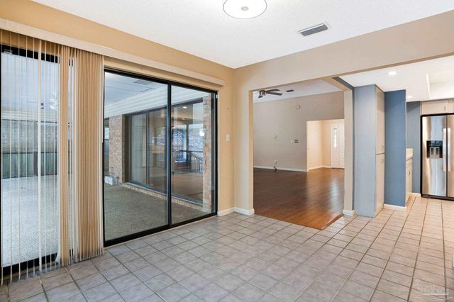 2251 Oxford Dr, Pensacola, FL 32503