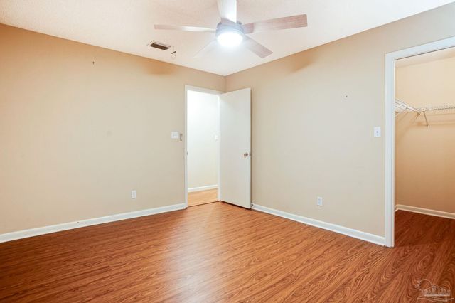 2251 Oxford Dr, Pensacola, FL 32503