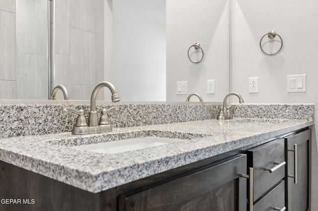 11864 Barrenkale Place, El Paso, TX 79934