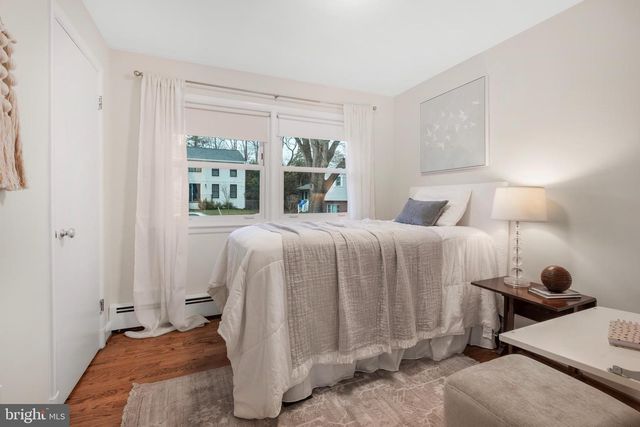 2504 KENILWORTH ST N, Arlington, VA 22207