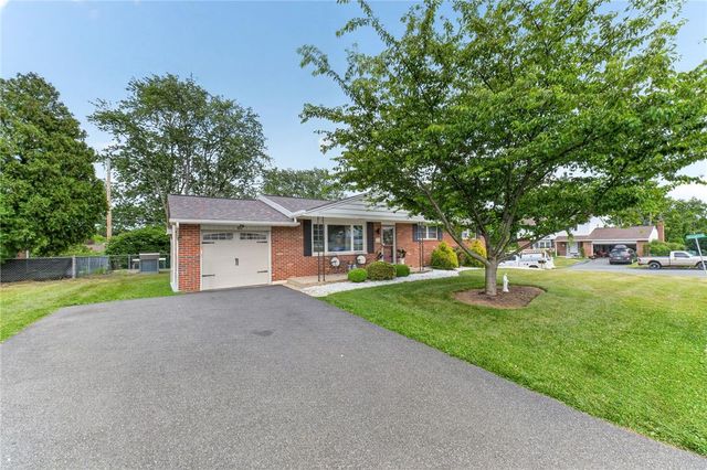 7290 Heather Road, Macungie Boro, PA 18062