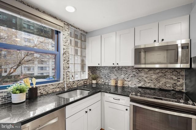 1420 RHODE ISLAND AVE NW, Washington, DC 20005