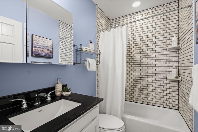 1420 RHODE ISLAND AVE NW, Washington, DC 20005