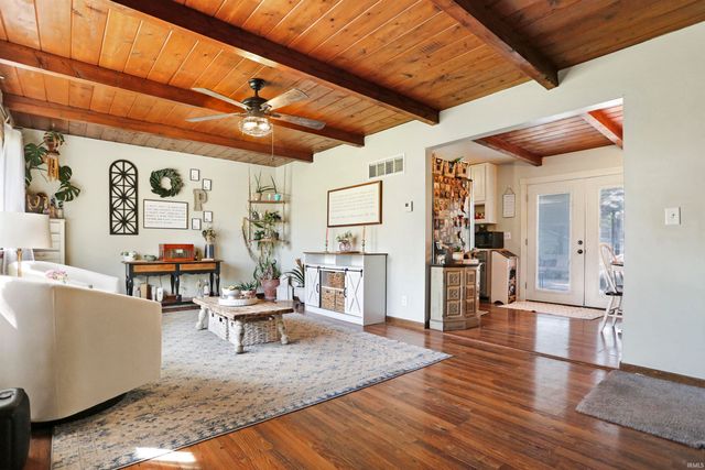 917 S Eighth Street, Boonville, IN 47601