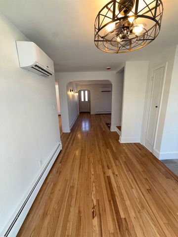 20 Doris Avenue, Portsmouth, NH 03801