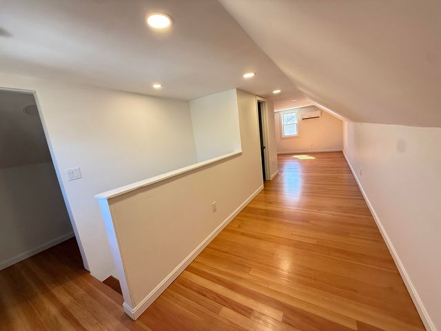 20 Doris Avenue, Portsmouth, NH 03801