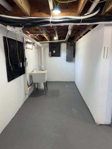 20 Doris Avenue, Portsmouth, NH 03801