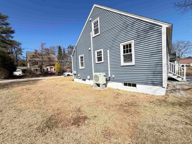 20 Doris Avenue, Portsmouth, NH 03801