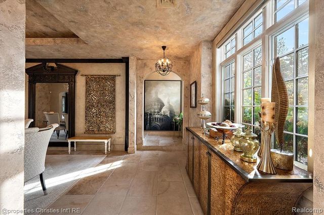 3701 Northwood, West Bloomfield, MI 48324