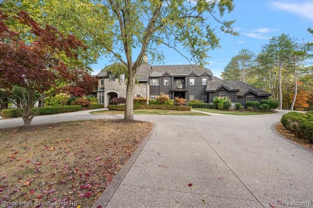 3701 Northwood, West Bloomfield, MI 48324