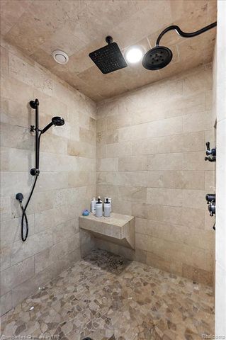 3701 Northwood, West Bloomfield, MI 48324