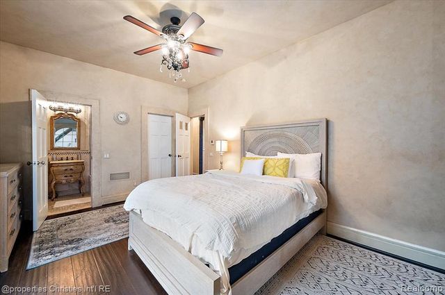 3701 Northwood, West Bloomfield, MI 48324