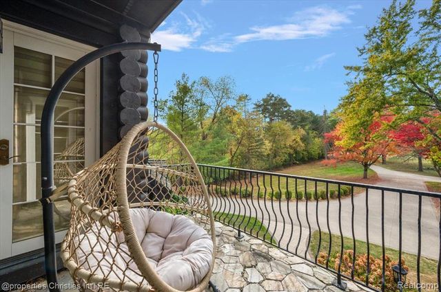 3701 Northwood, West Bloomfield, MI 48324