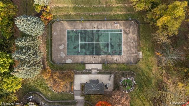 3701 Northwood, West Bloomfield, MI 48324