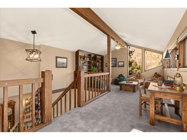 31 Kings Canyon Rd, Bellvue, CO 80512