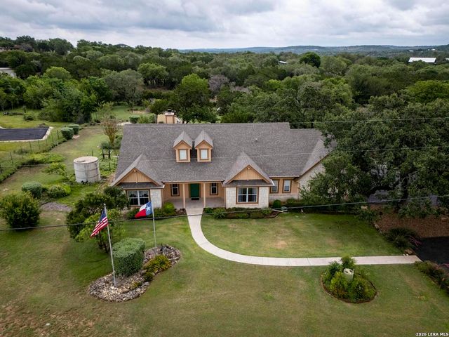 105 Dove Mountain, Boerne, TX 78006