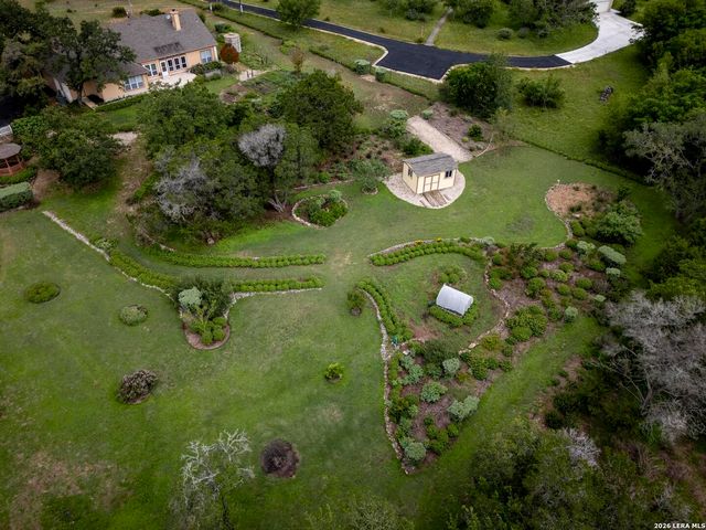 105 Dove Mountain, Boerne, TX 78006