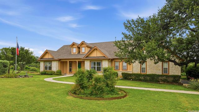 105 Dove Mountain, Boerne, TX 78006