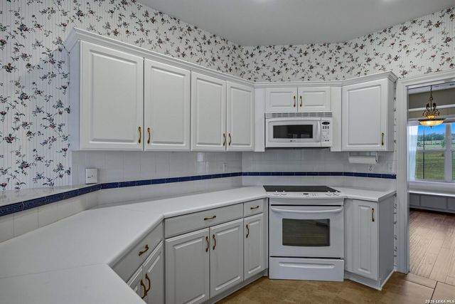 105 Dove Mountain, Boerne, TX 78006
