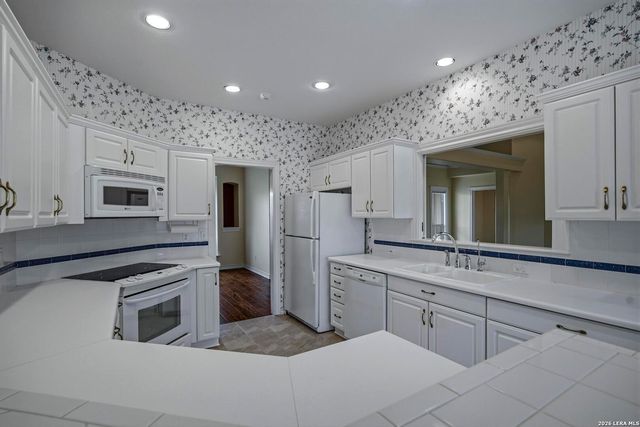 105 Dove Mountain, Boerne, TX 78006