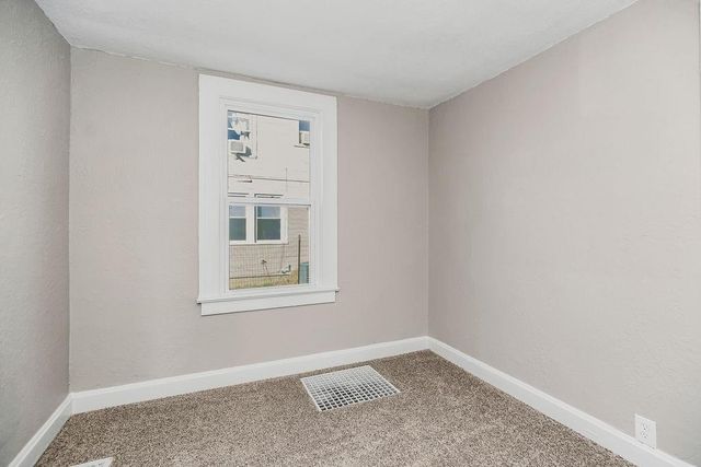 511 S Cedar Avenue, Independence, MO 64053