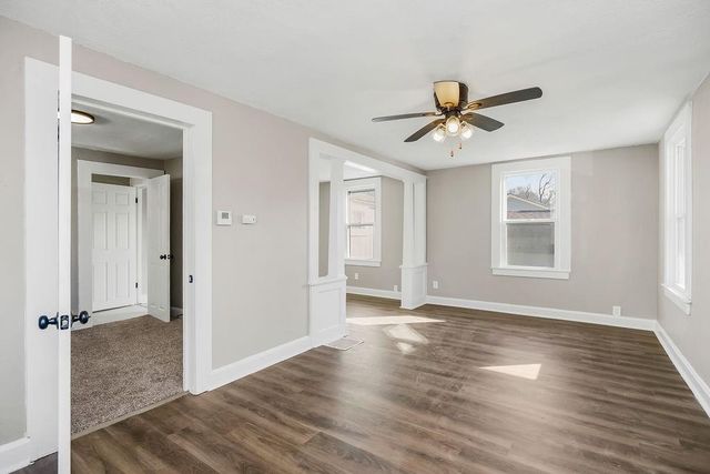 511 S Cedar Avenue, Independence, MO 64053