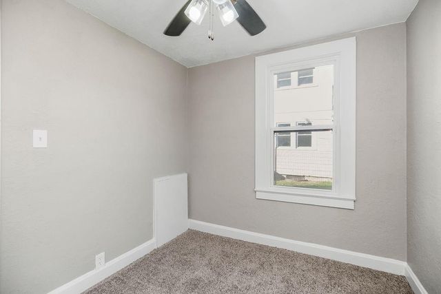 511 S Cedar Avenue, Independence, MO 64053