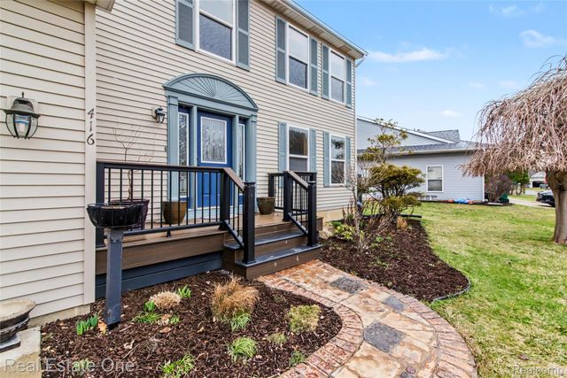 416 Umberland Drive, Howell, MI 48843