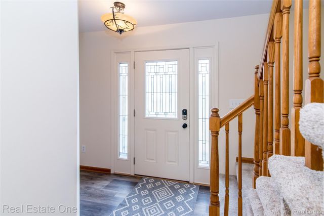 416 Umberland Drive, Howell, MI 48843