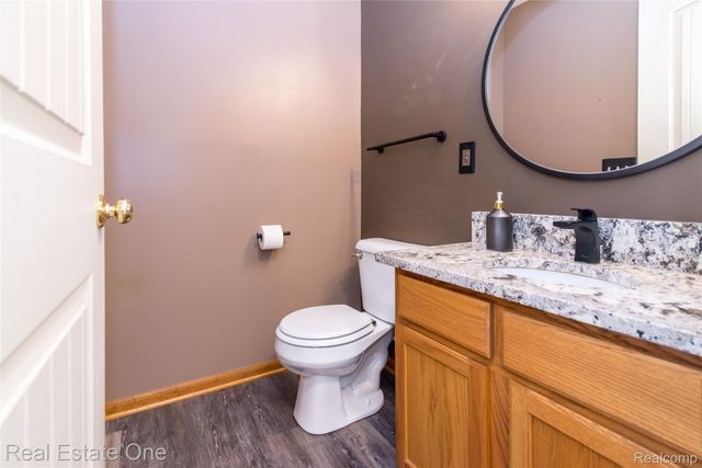 416 Umberland Drive, Howell, MI 48843